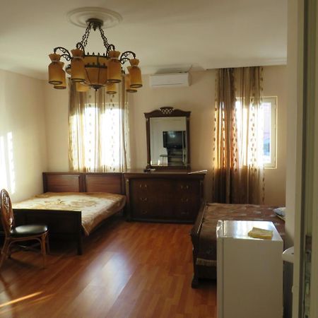 Mini Hotel On Guramishvili 22 Kobuleti Exteriér fotografie